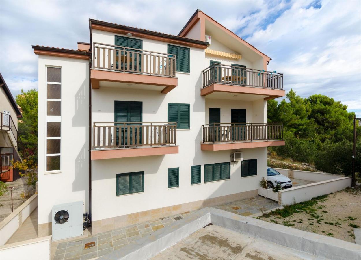 Apartments Karmen 普利莫顿 外观 照片